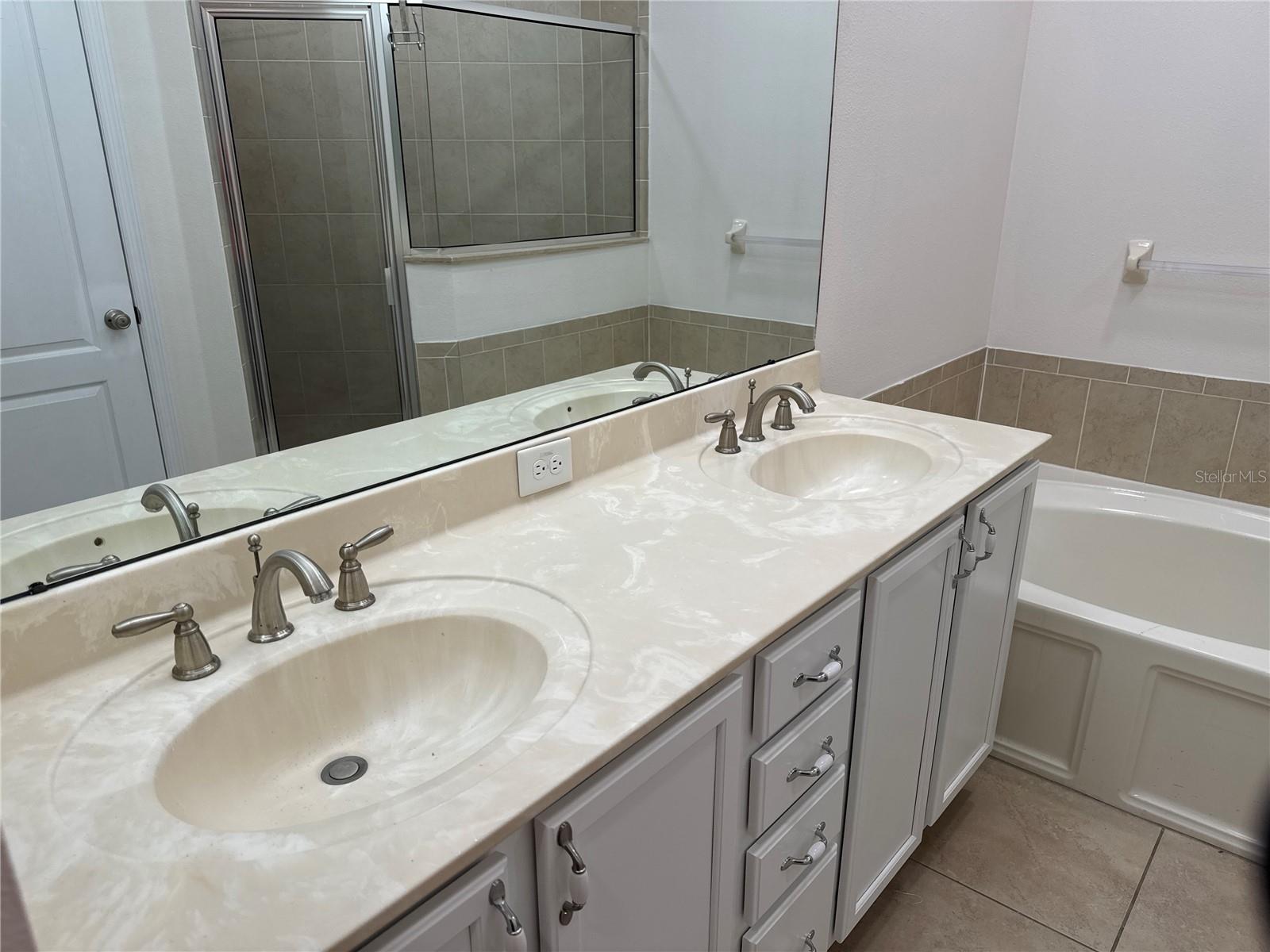 11483 CAMBRAY CREEK LOOP, RIVERVIEW, FL, 33579