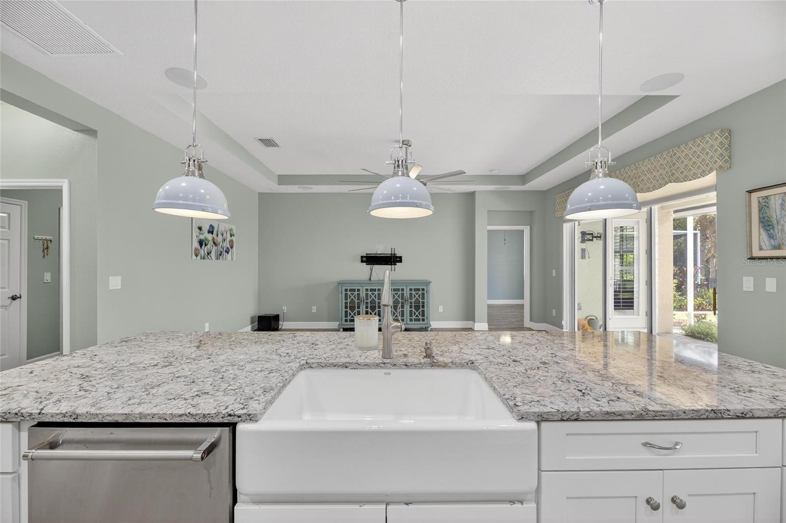 5130 ADMIRAL POINTE DR, APOLLO BEACH, FL, 33572