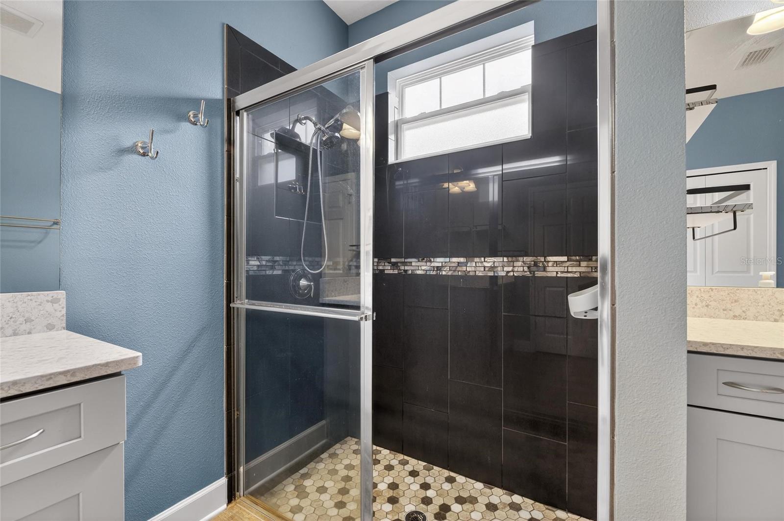 5130 ADMIRAL POINTE DR, APOLLO BEACH, FL, 33572