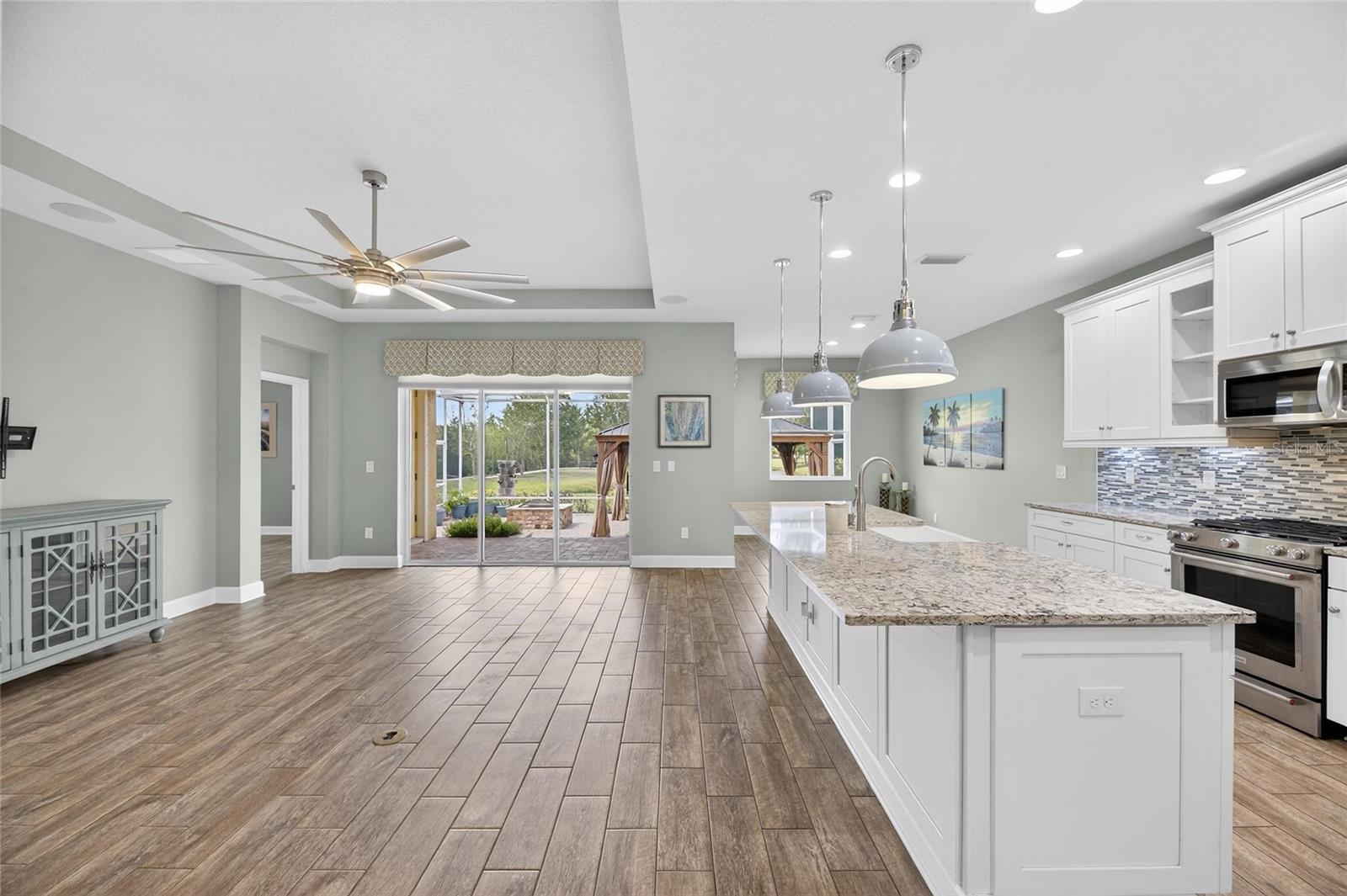 5130 ADMIRAL POINTE DR, APOLLO BEACH, FL, 33572
