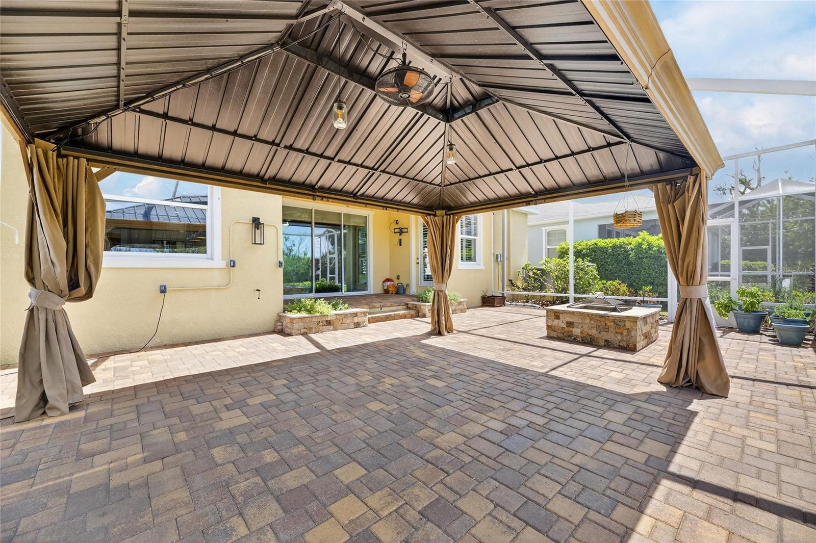 5130 ADMIRAL POINTE DR, APOLLO BEACH, FL, 33572