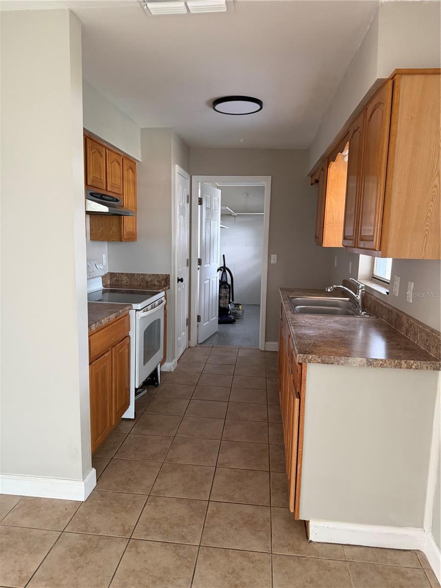 415 S TANGERINE CT, EAGLE LAKE, FL, 33839