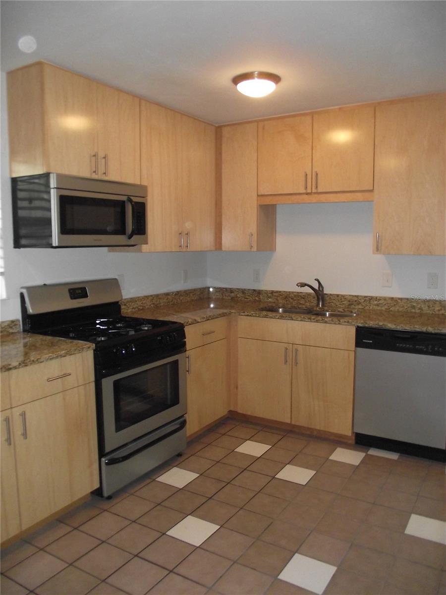 413 NW 35TH TER, GAINESVILLE, FL, 32607