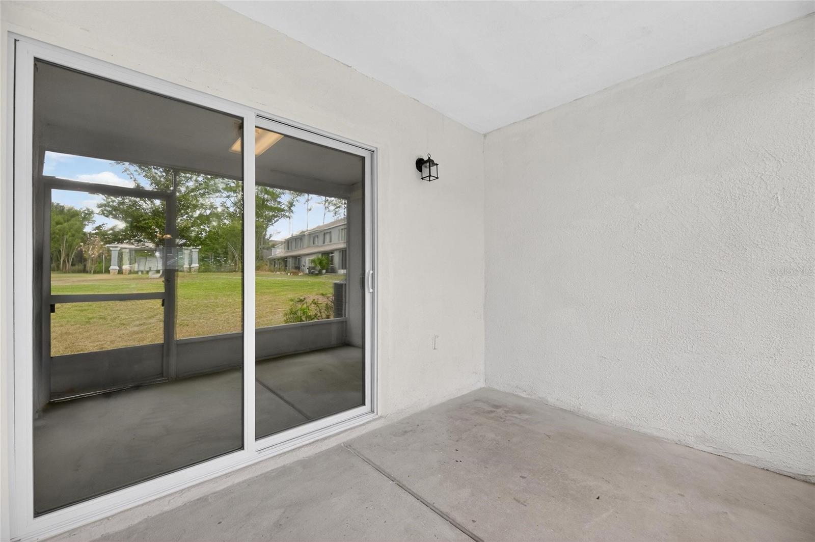 2371 LAKE WOODBERRY CIR, BRANDON, FL, 33510