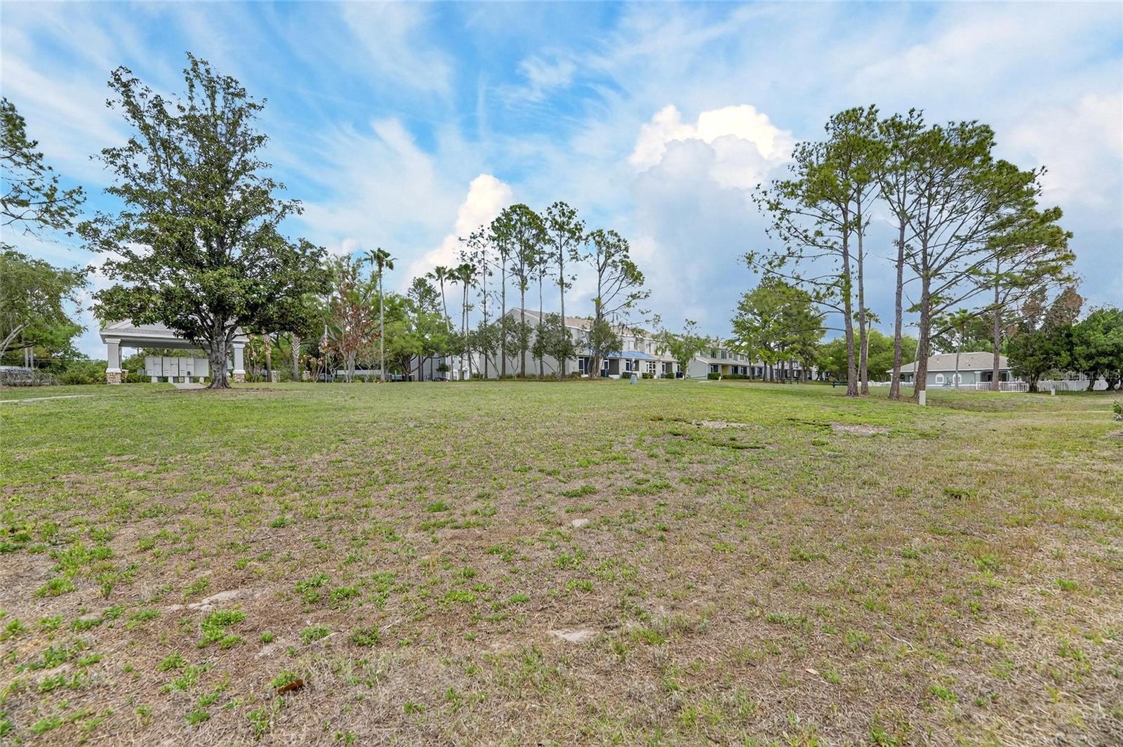 2371 LAKE WOODBERRY CIR, BRANDON, FL, 33510