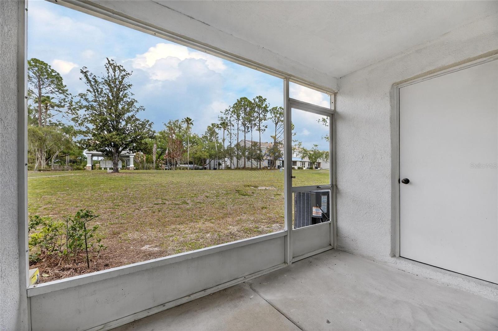 2371 LAKE WOODBERRY CIR, BRANDON, FL, 33510