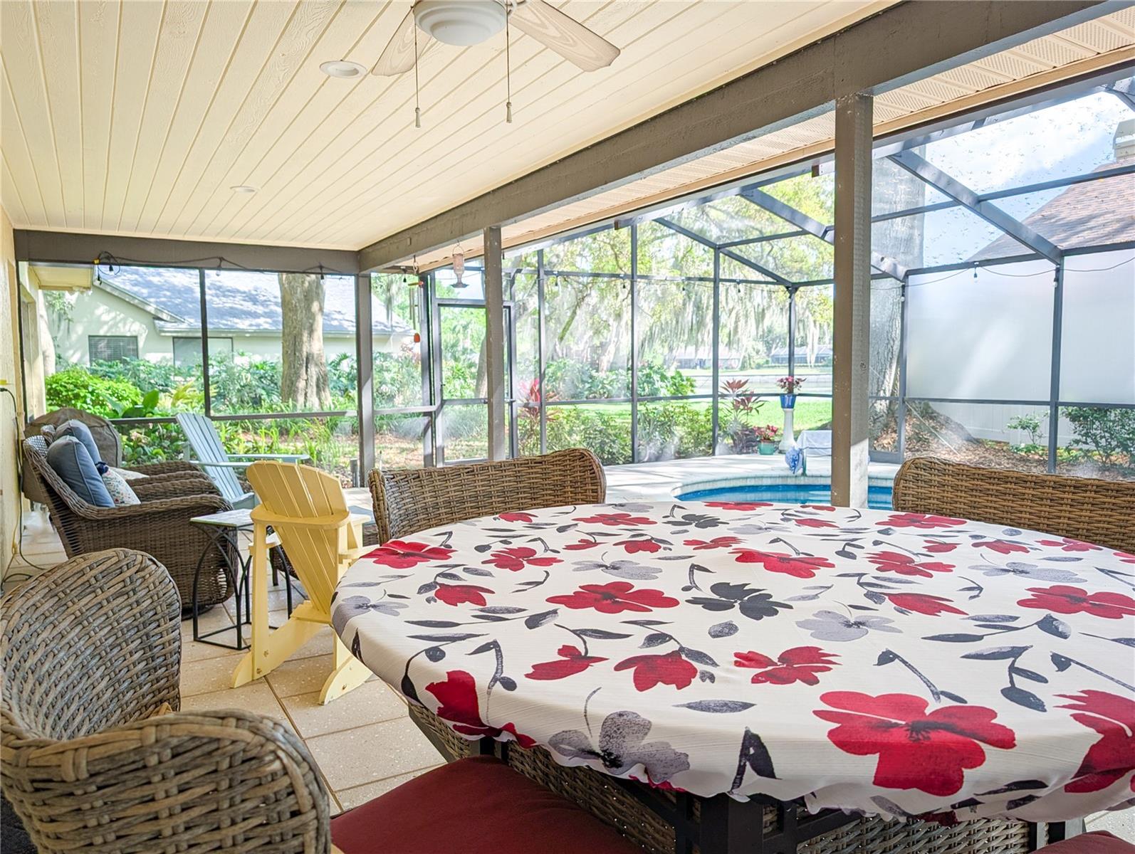 1711 MAGDALENE MANOR DR, TAMPA, FL, 33613