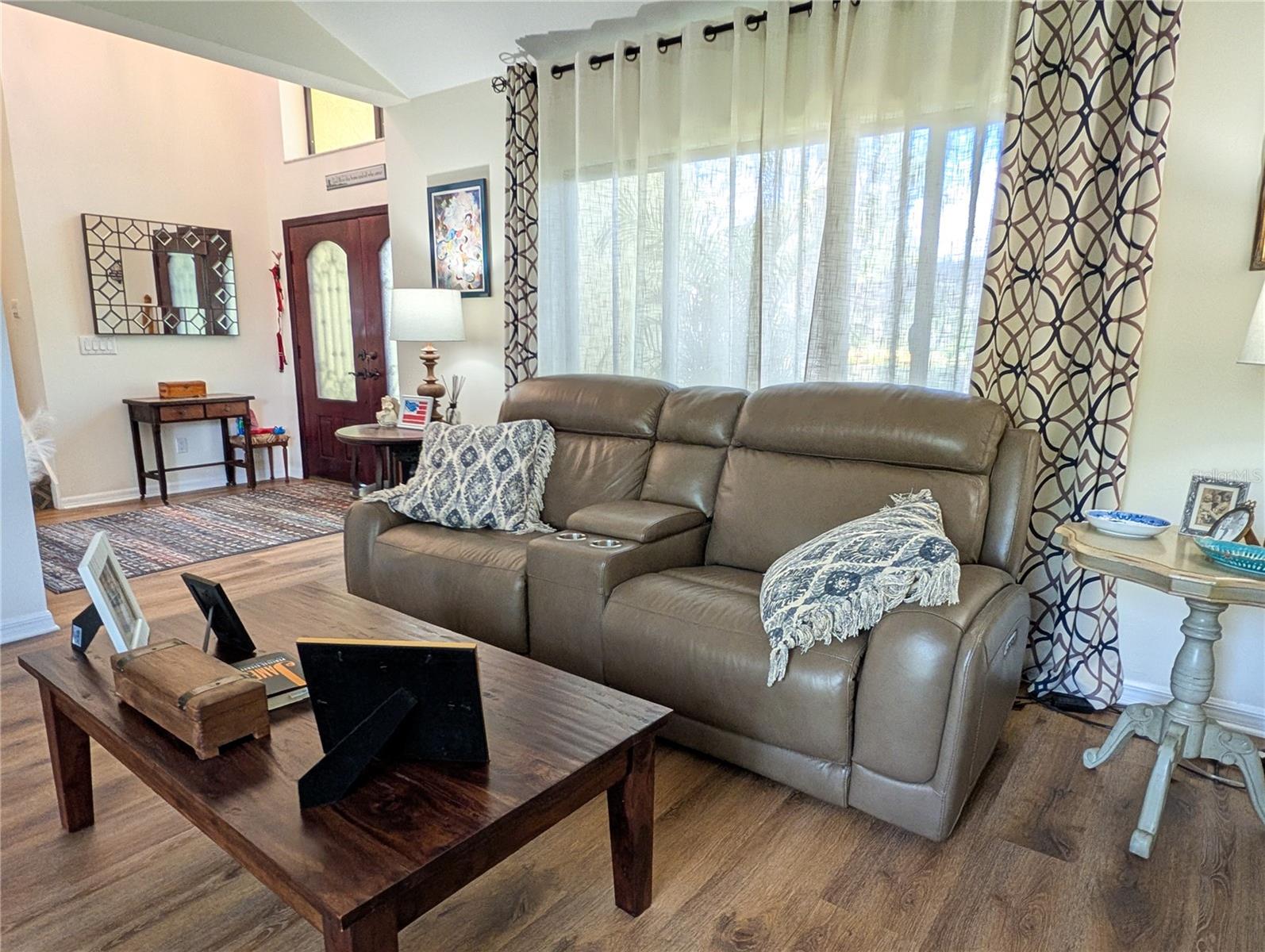 1711 MAGDALENE MANOR DR, TAMPA, FL, 33613