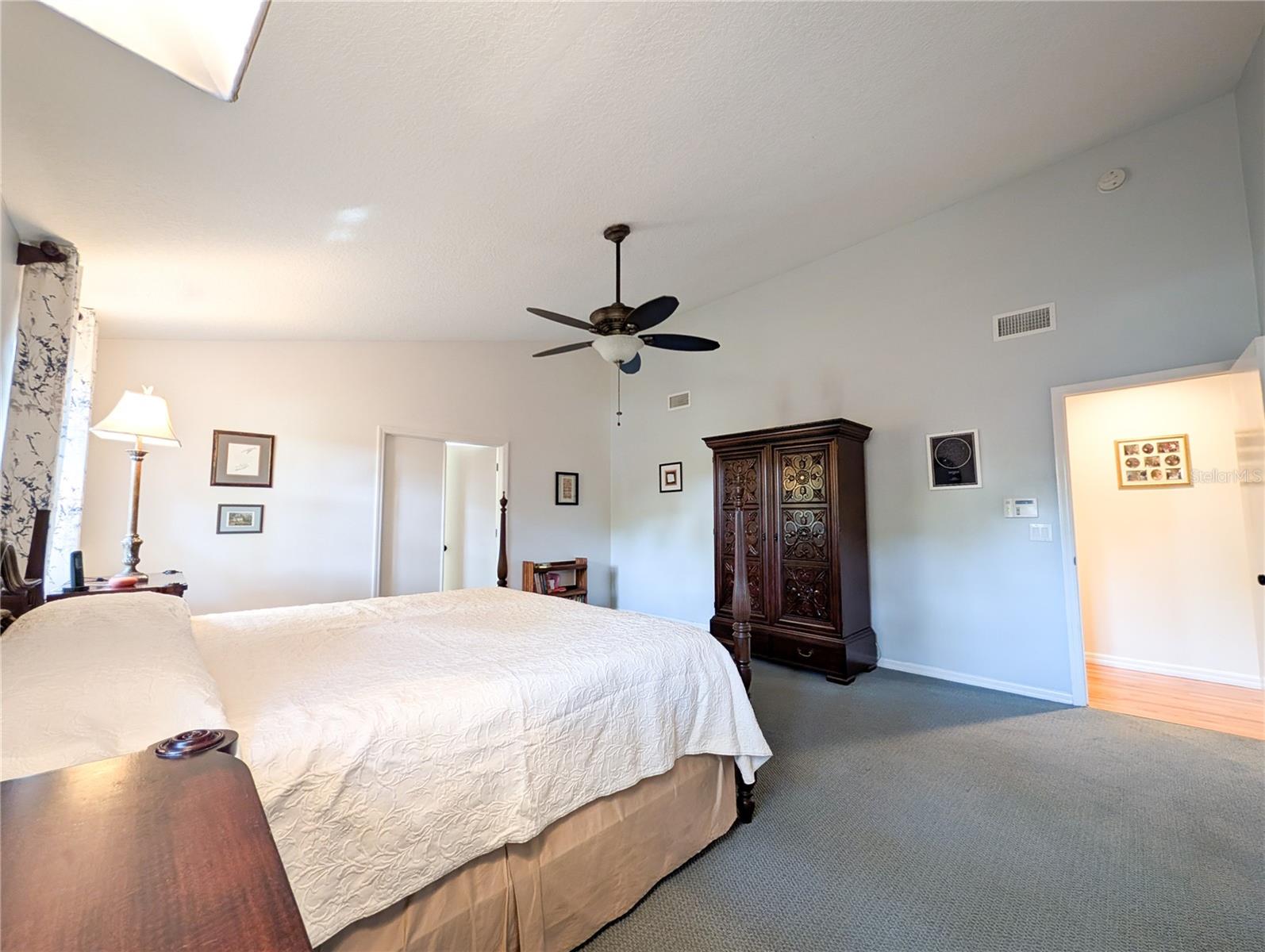 1711 MAGDALENE MANOR DR, TAMPA, FL, 33613