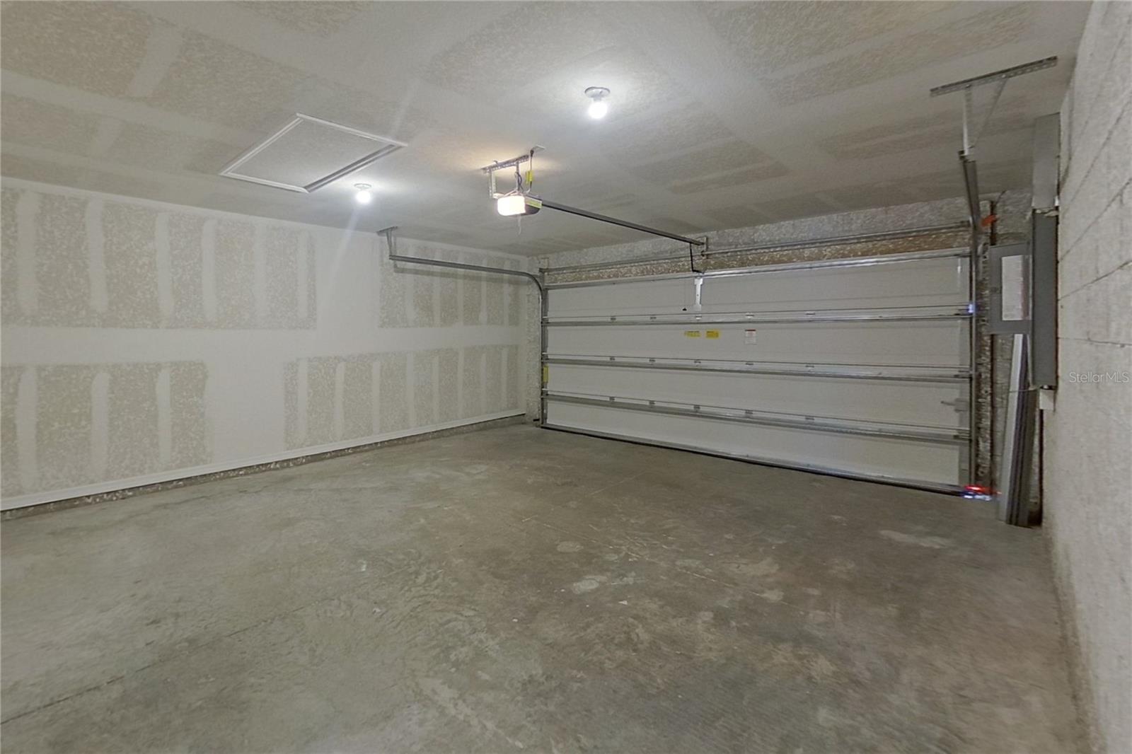 18326 GIBRALTAR LN, LEHIGH ACRES, FL, 33936