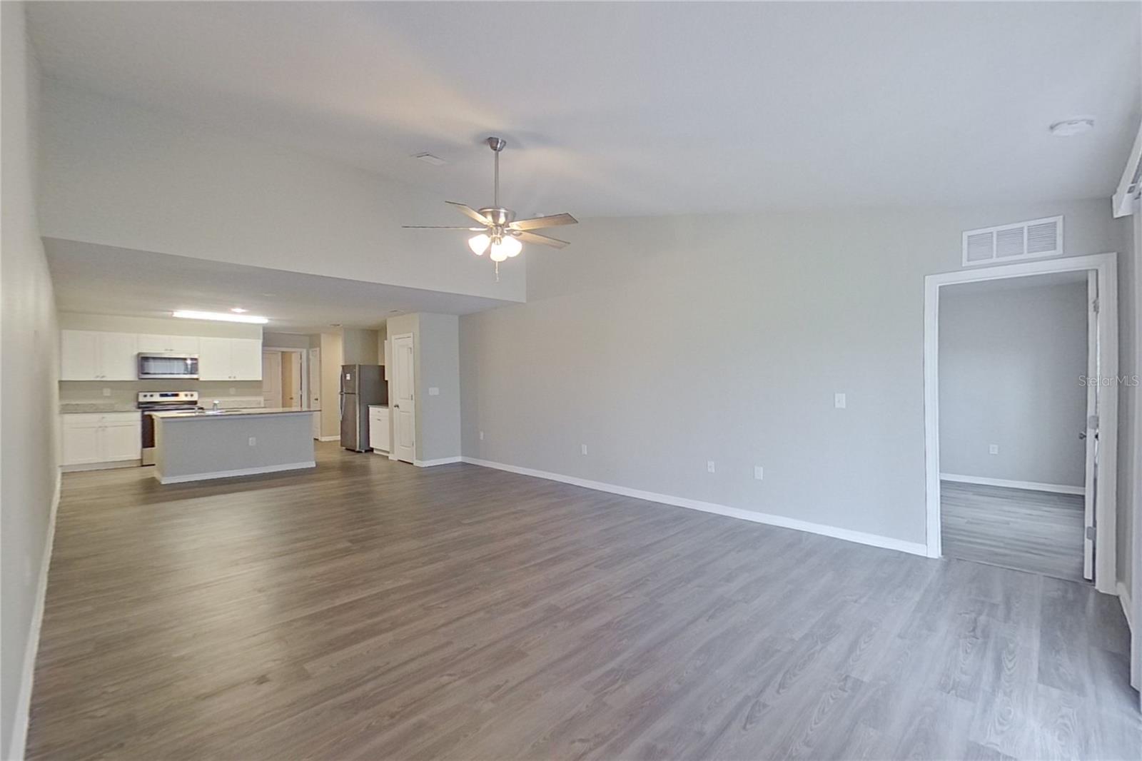 18326 GIBRALTAR LN, LEHIGH ACRES, FL, 33936