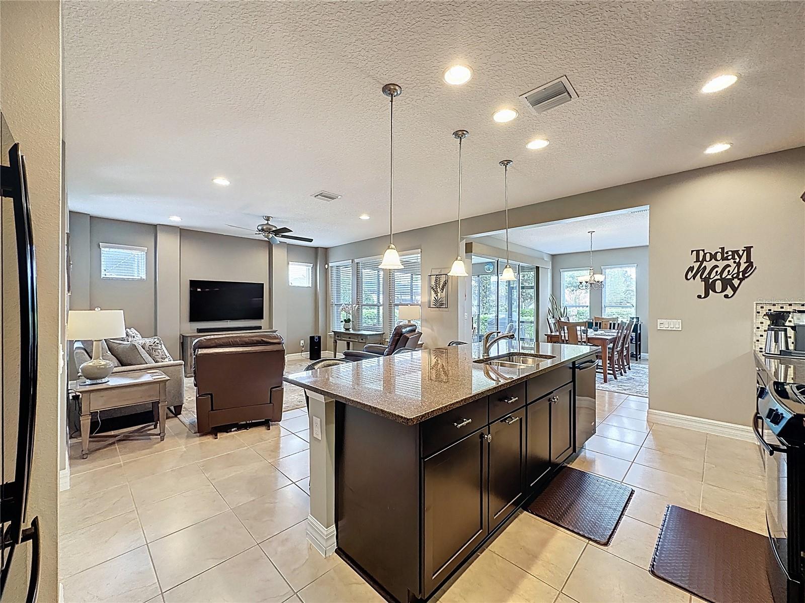 108 MIST FLOWER LN, GROVELAND, FL, 34736