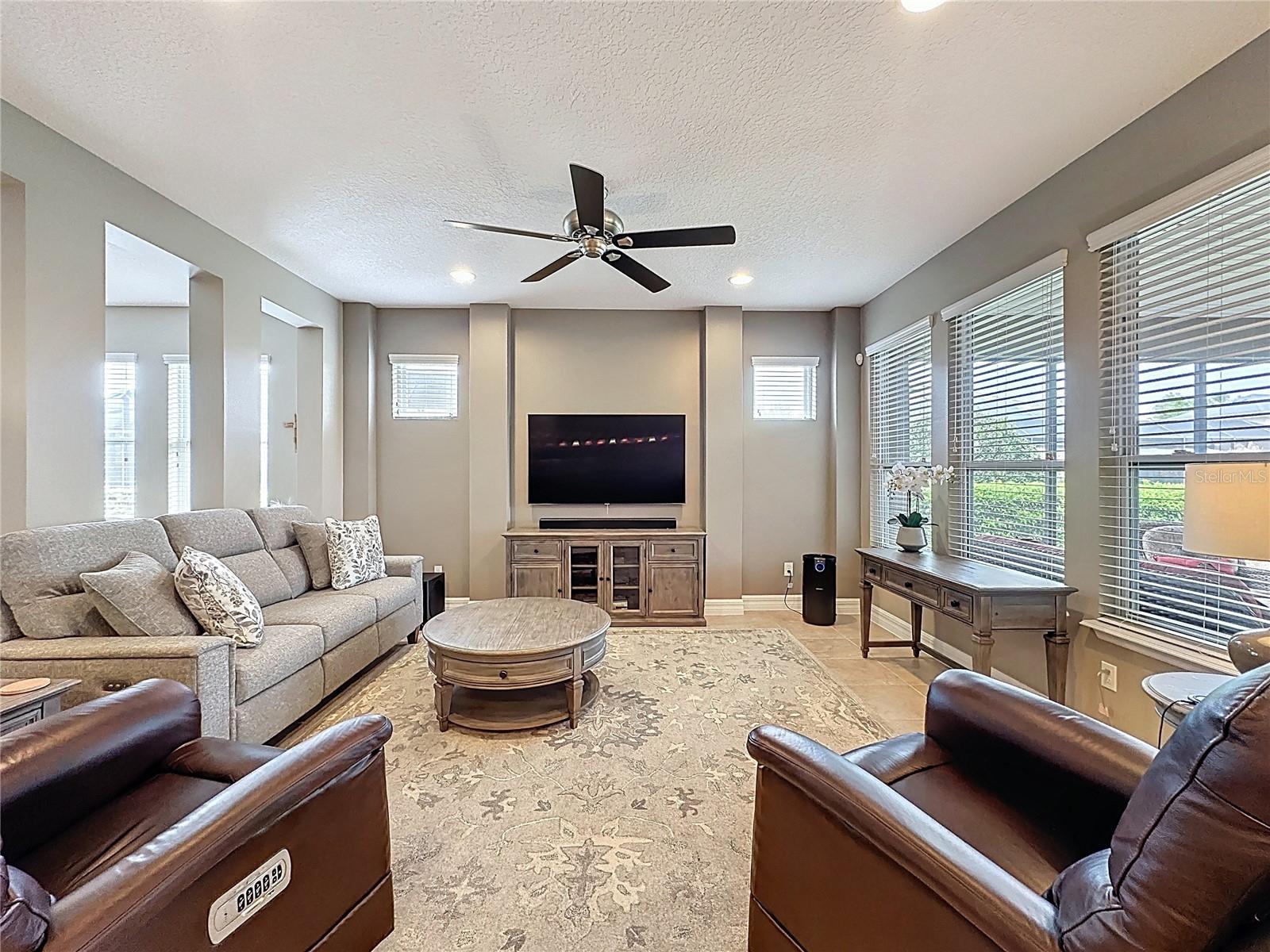 108 MIST FLOWER LN, GROVELAND, FL, 34736