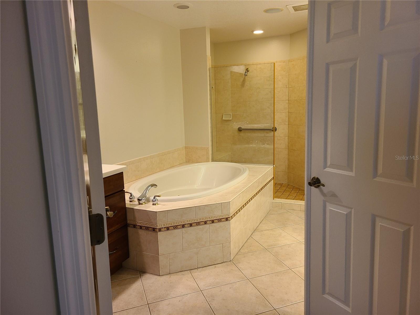 6474 WATERCREST WAY #401, LAKEWOOD RANCH, FL, 34202