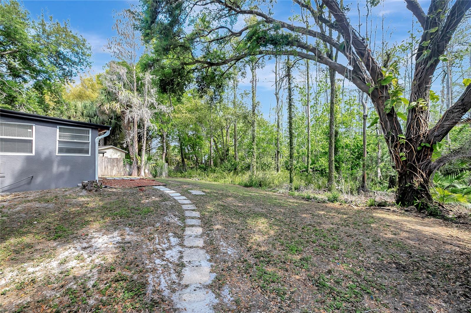 16133 RAVENDALE DR, TAMPA, FL, 33618