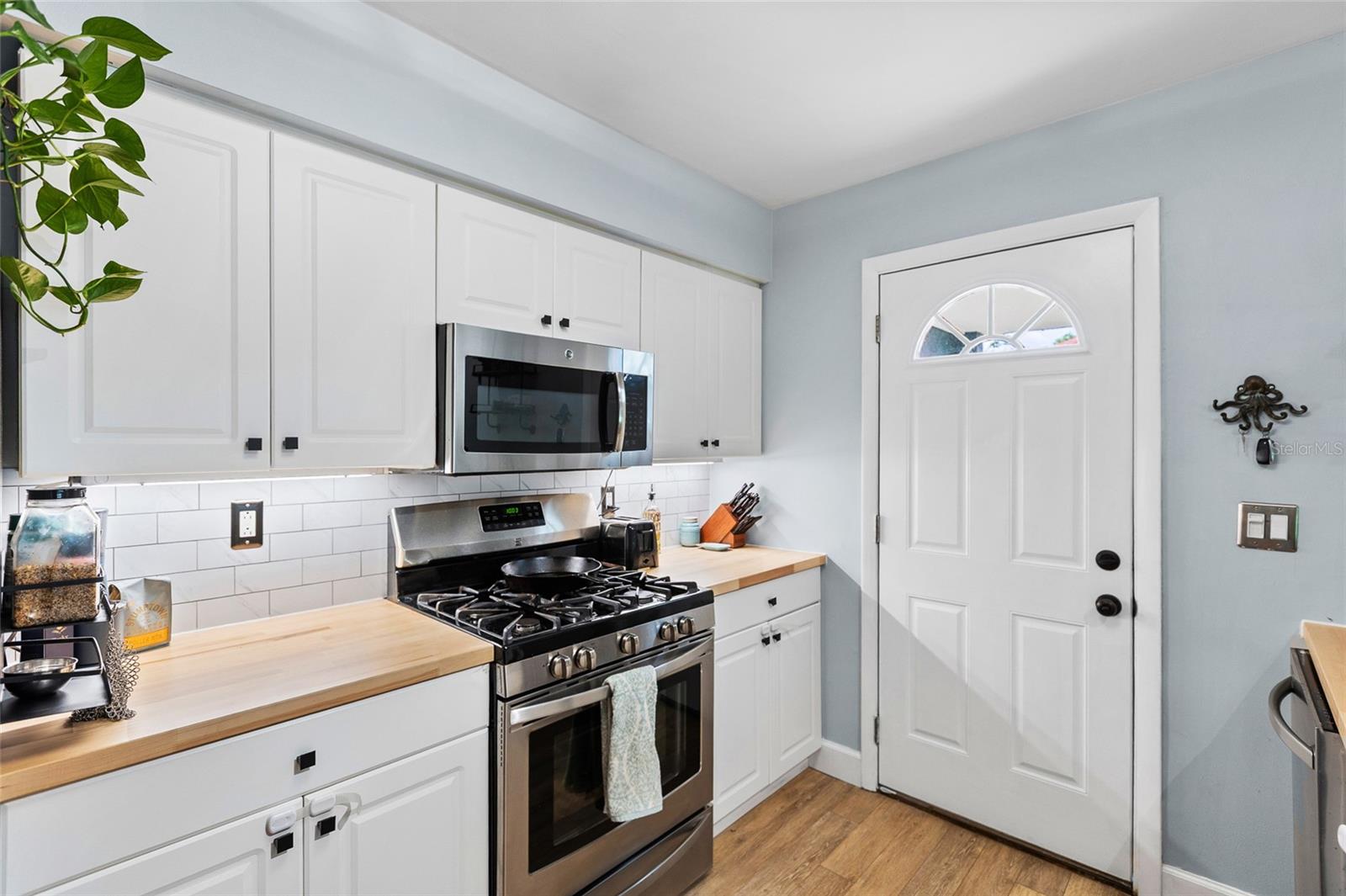 10520 MONTPELIER CIR, ORLANDO, FL, 32821