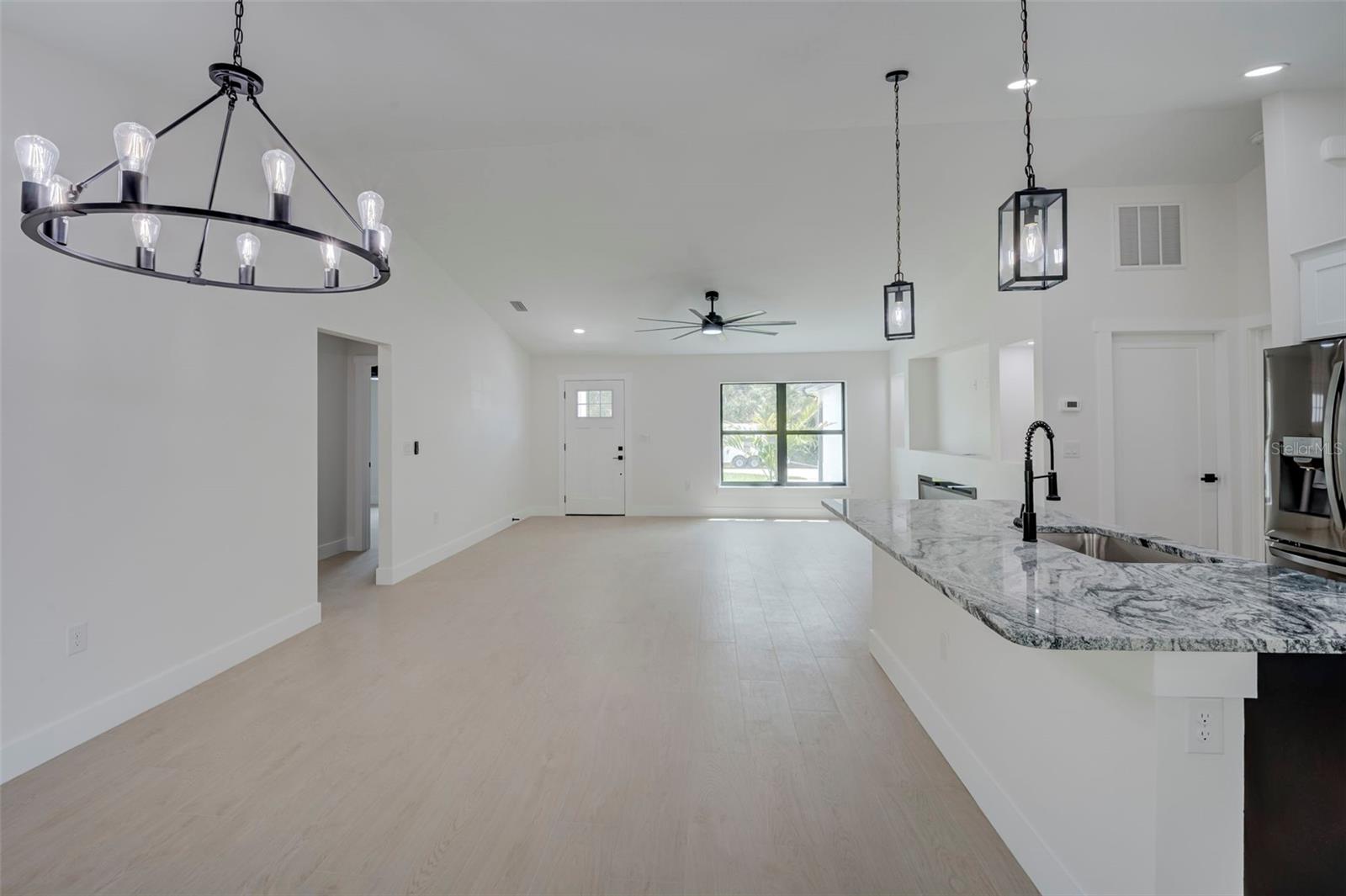 19162 BRANDON AVE, PORT CHARLOTTE, FL, 33954