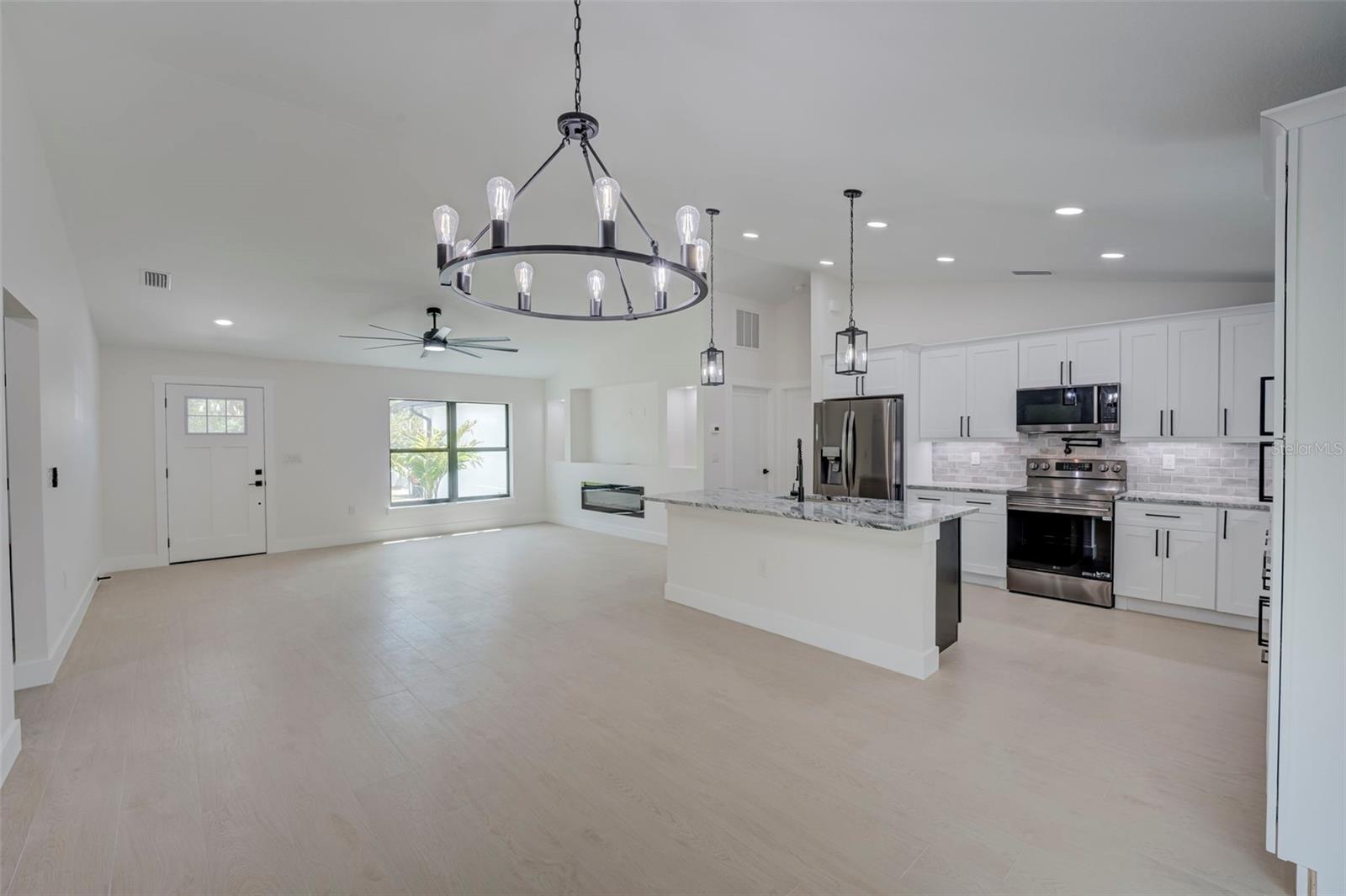 19162 BRANDON AVE, PORT CHARLOTTE, FL, 33954