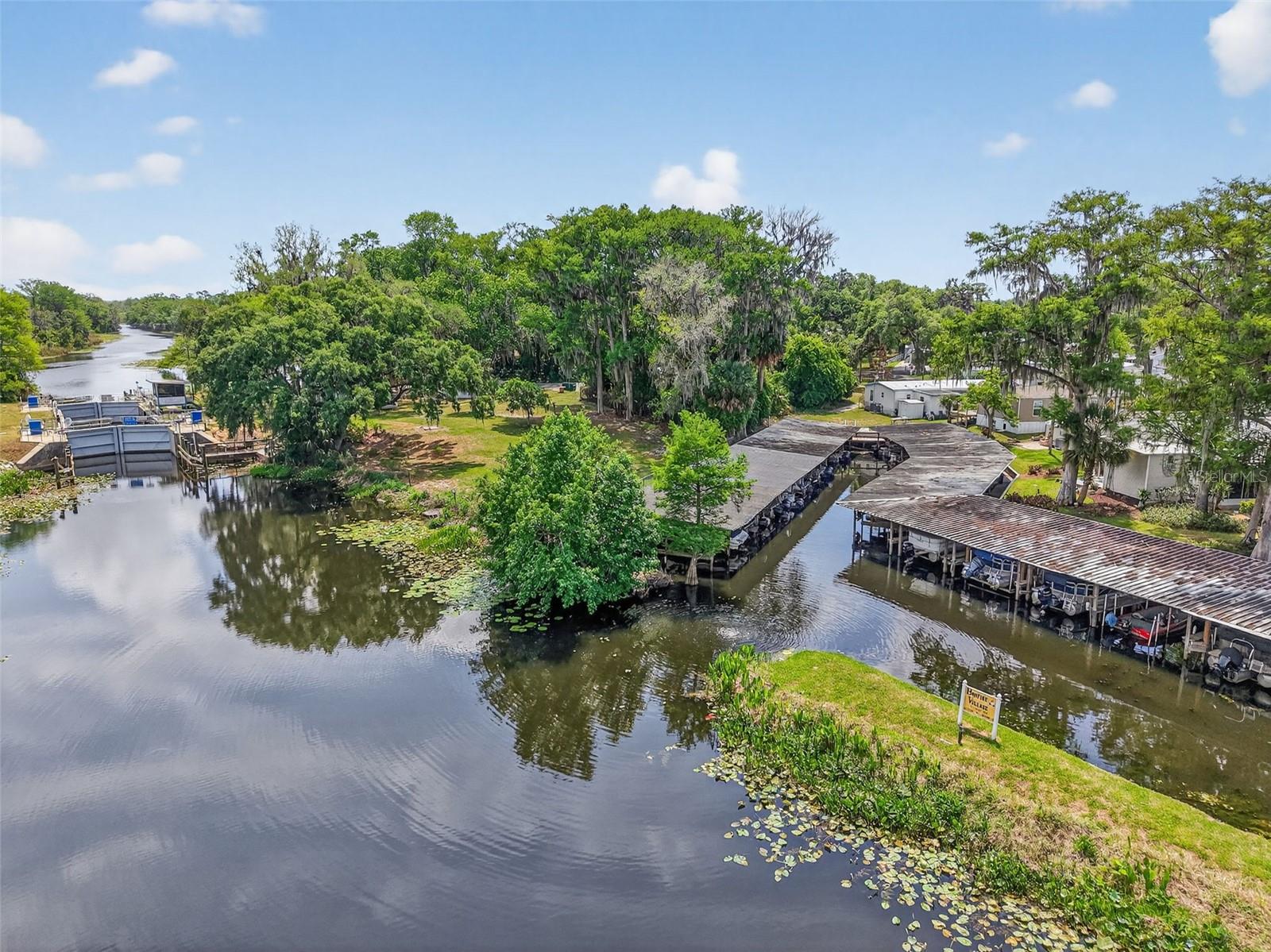 691 CINDI AVE, LEESBURG, FL, 34788