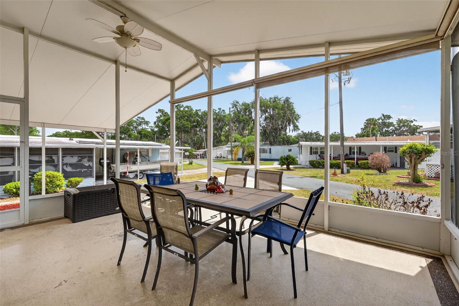 691 CINDI AVE, LEESBURG, FL, 34788