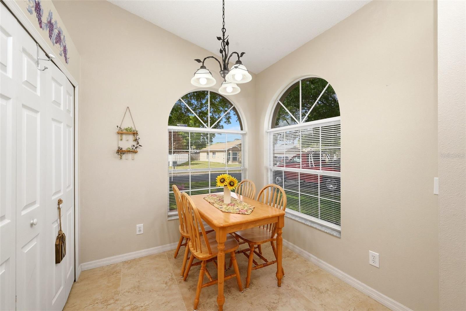 1928 OLIVIA CIR, APOPKA, FL, 32703