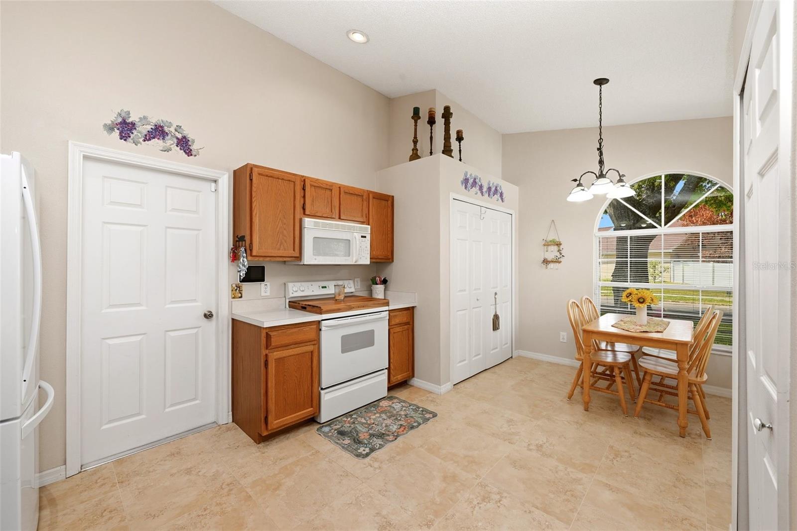 1928 OLIVIA CIR, APOPKA, FL, 32703