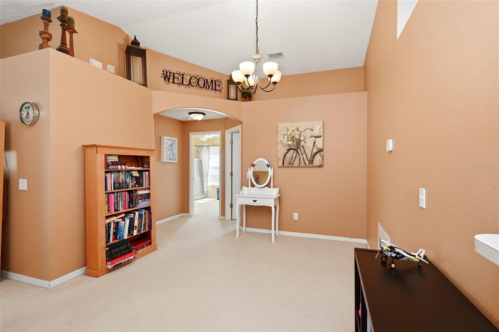 1928 OLIVIA CIR, APOPKA, FL, 32703