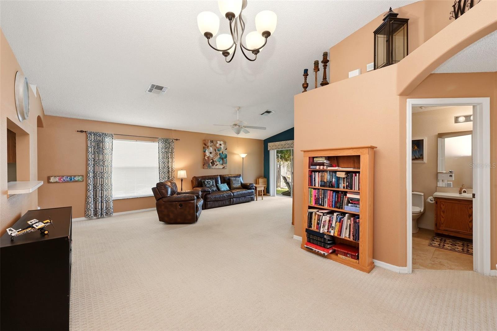 1928 OLIVIA CIR, APOPKA, FL, 32703