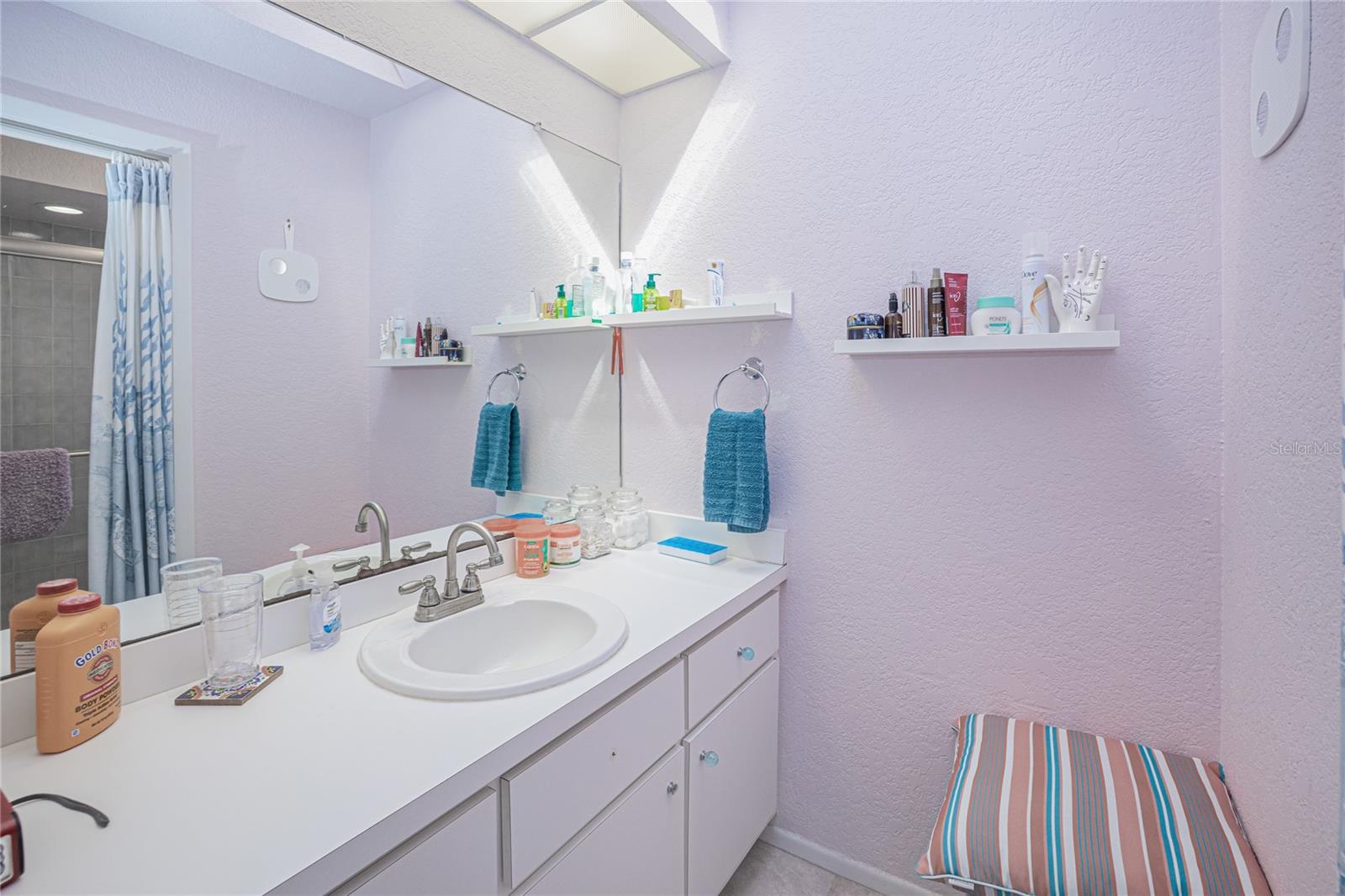 390 TRES LAGOAS ST, PUNTA GORDA, FL, 33983