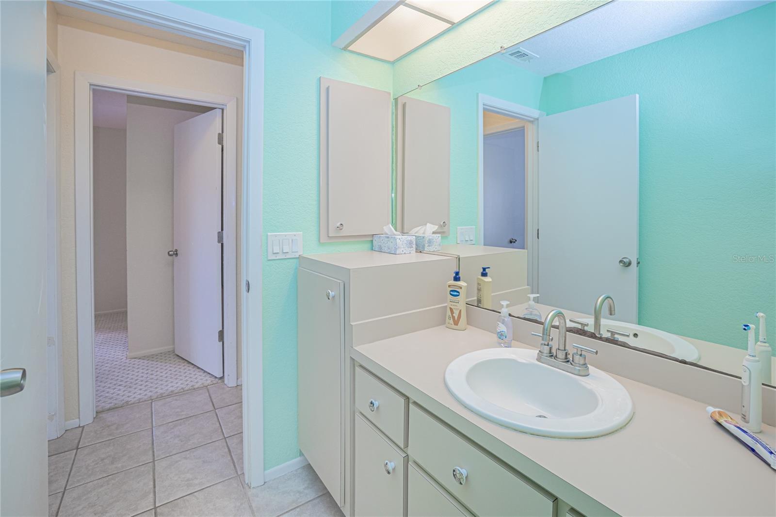 390 TRES LAGOAS ST, PUNTA GORDA, FL, 33983
