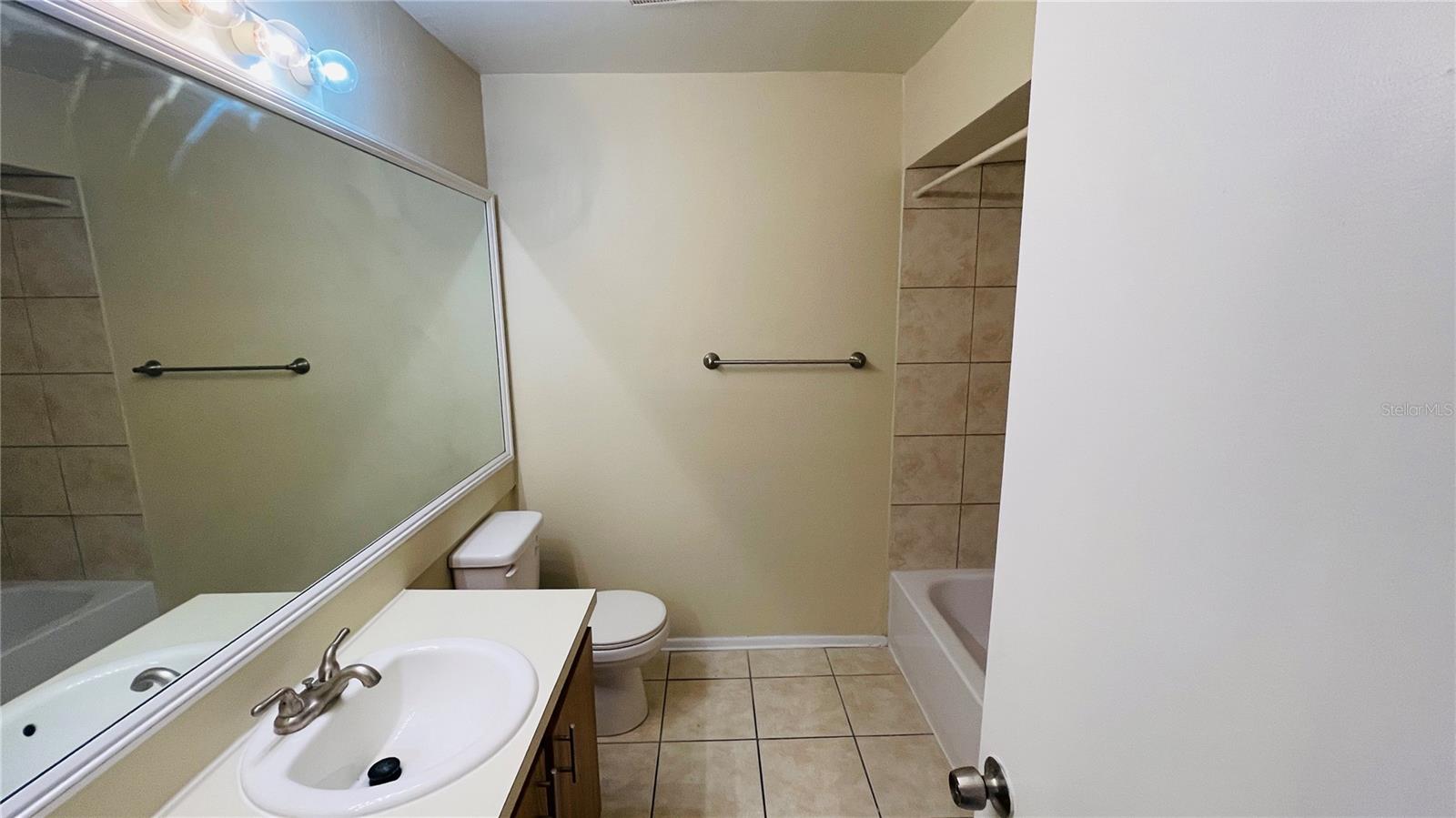 1932 LAKE ATRIUMS CIR #74, ORLANDO, FL, 32839