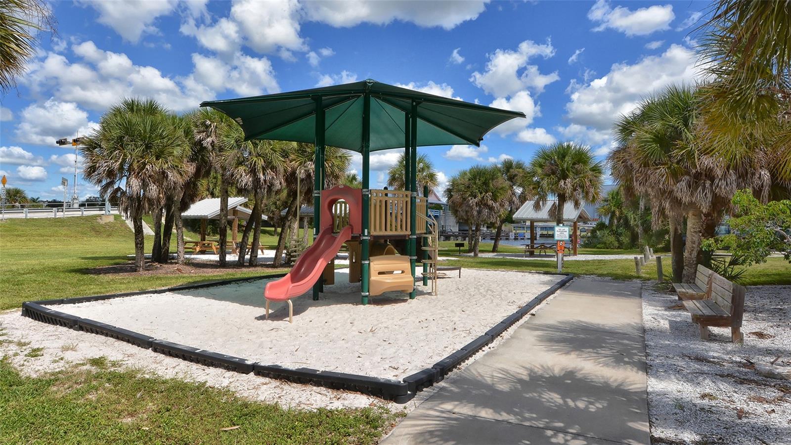 6166 WINDING PINE DR, NOKOMIS, FL, 34275