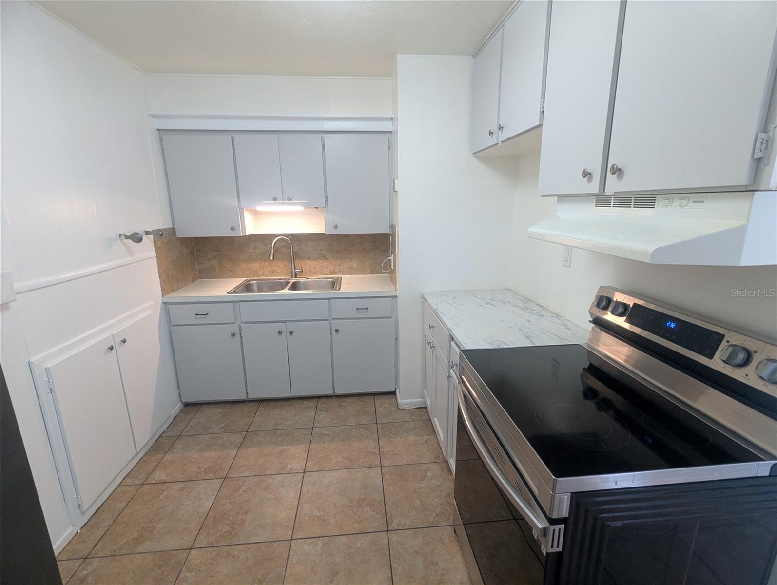 1513 AKRON DR, LEESBURG, FL, 34748
