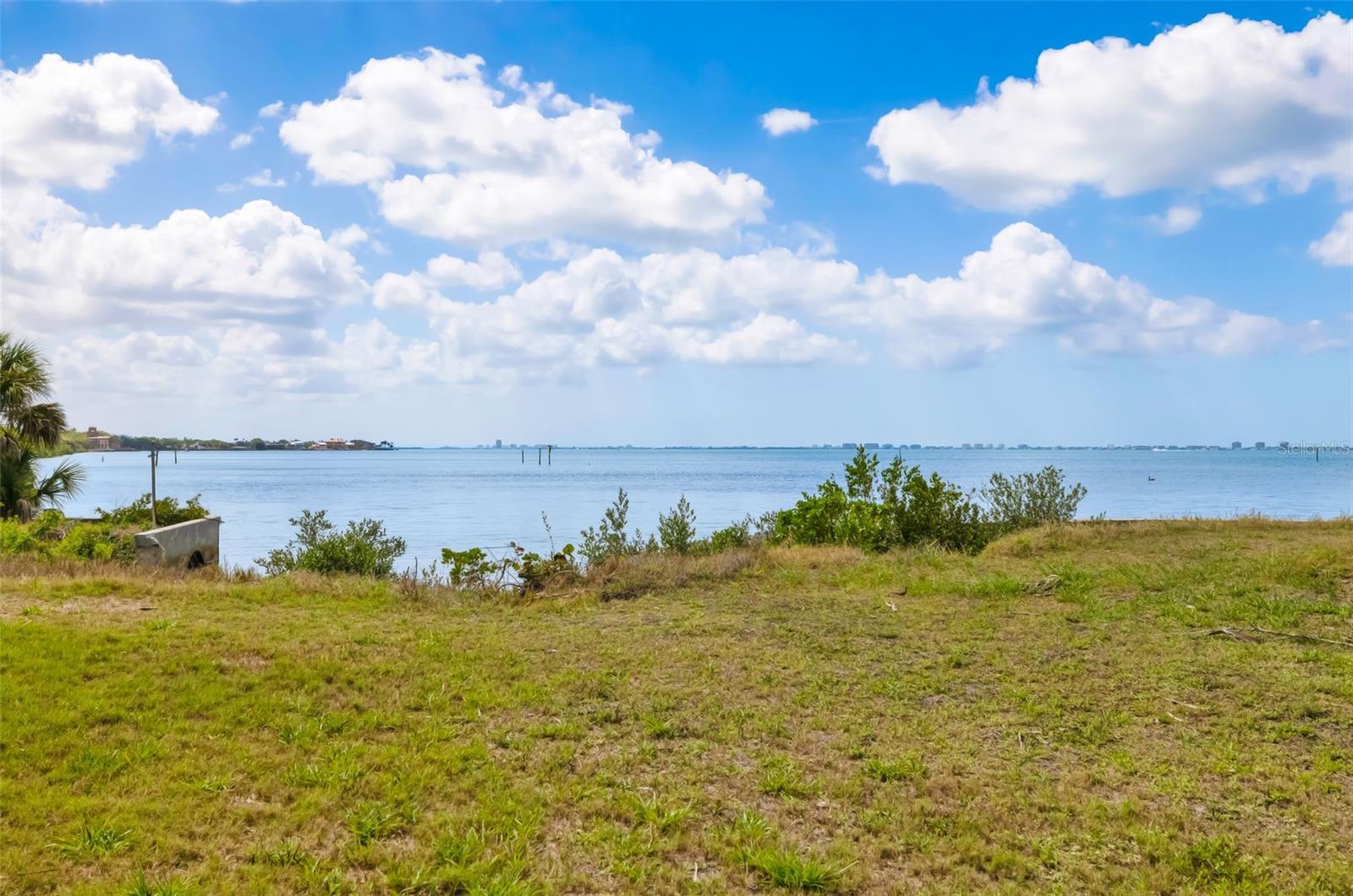 8284 LONGBAY BLVD, SARASOTA, FL, 34243