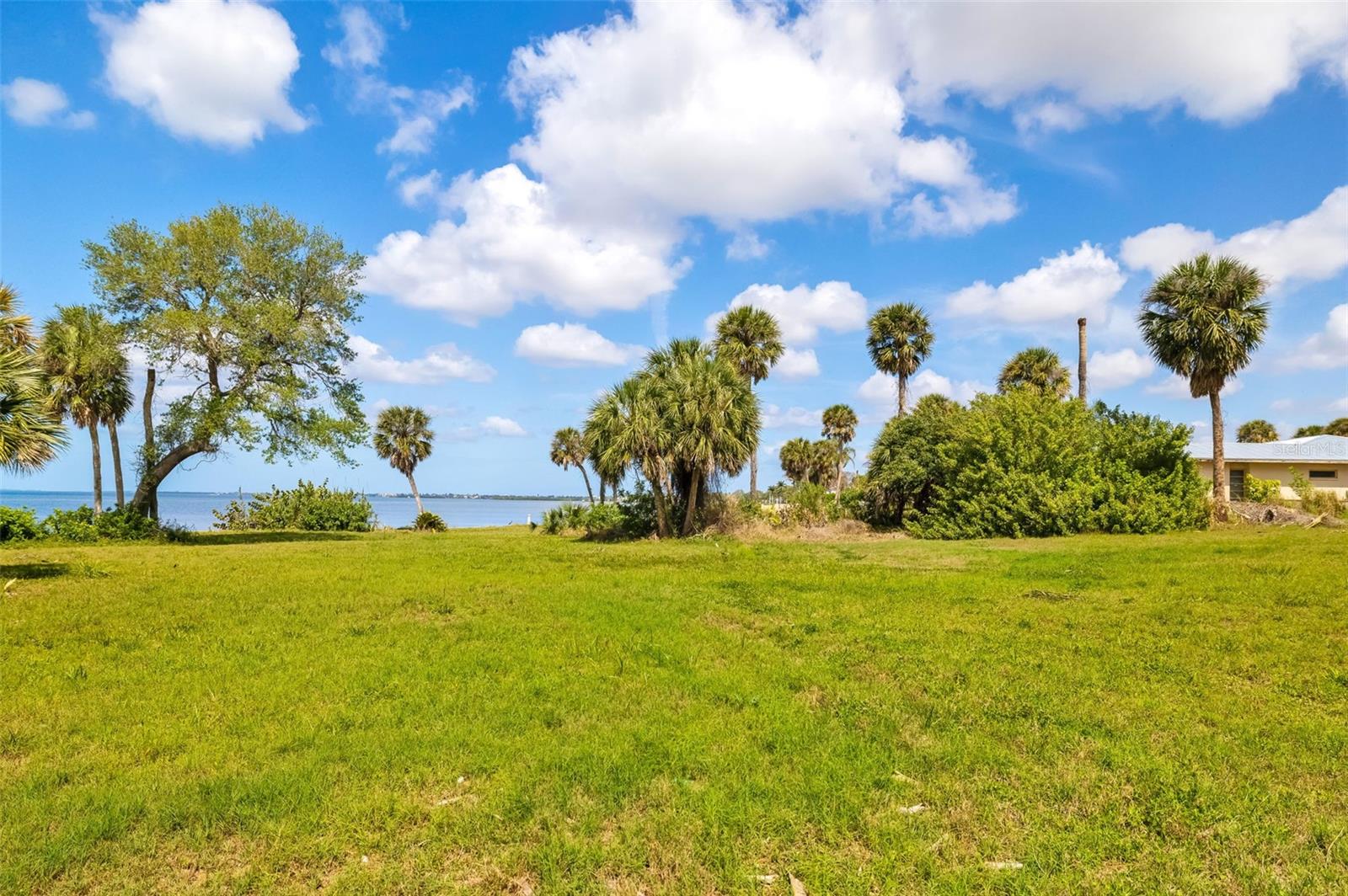 8284 LONGBAY BLVD, SARASOTA, FL, 34243
