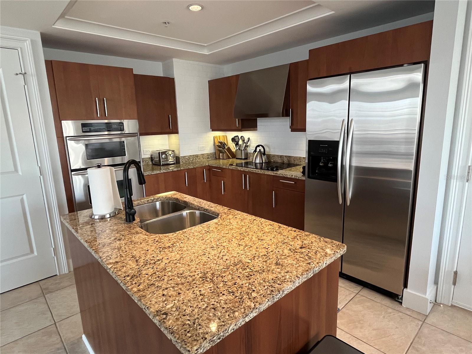 1350 MAIN ST #1501, SARASOTA, FL, 34236