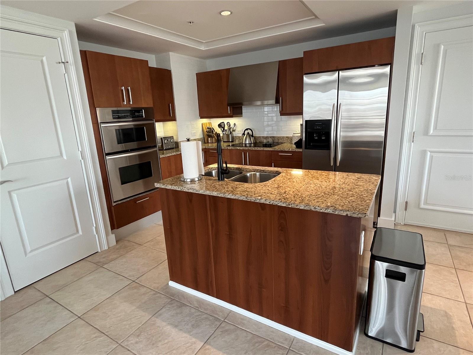 1350 MAIN ST #1501, SARASOTA, FL, 34236
