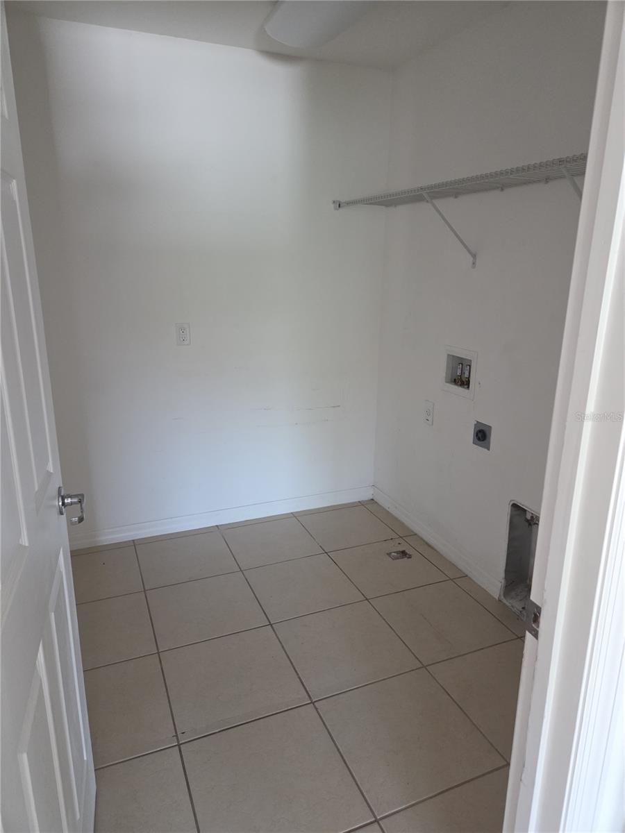 5040 BEAUCLAIR ST, KISSIMMEE, FL, 34758