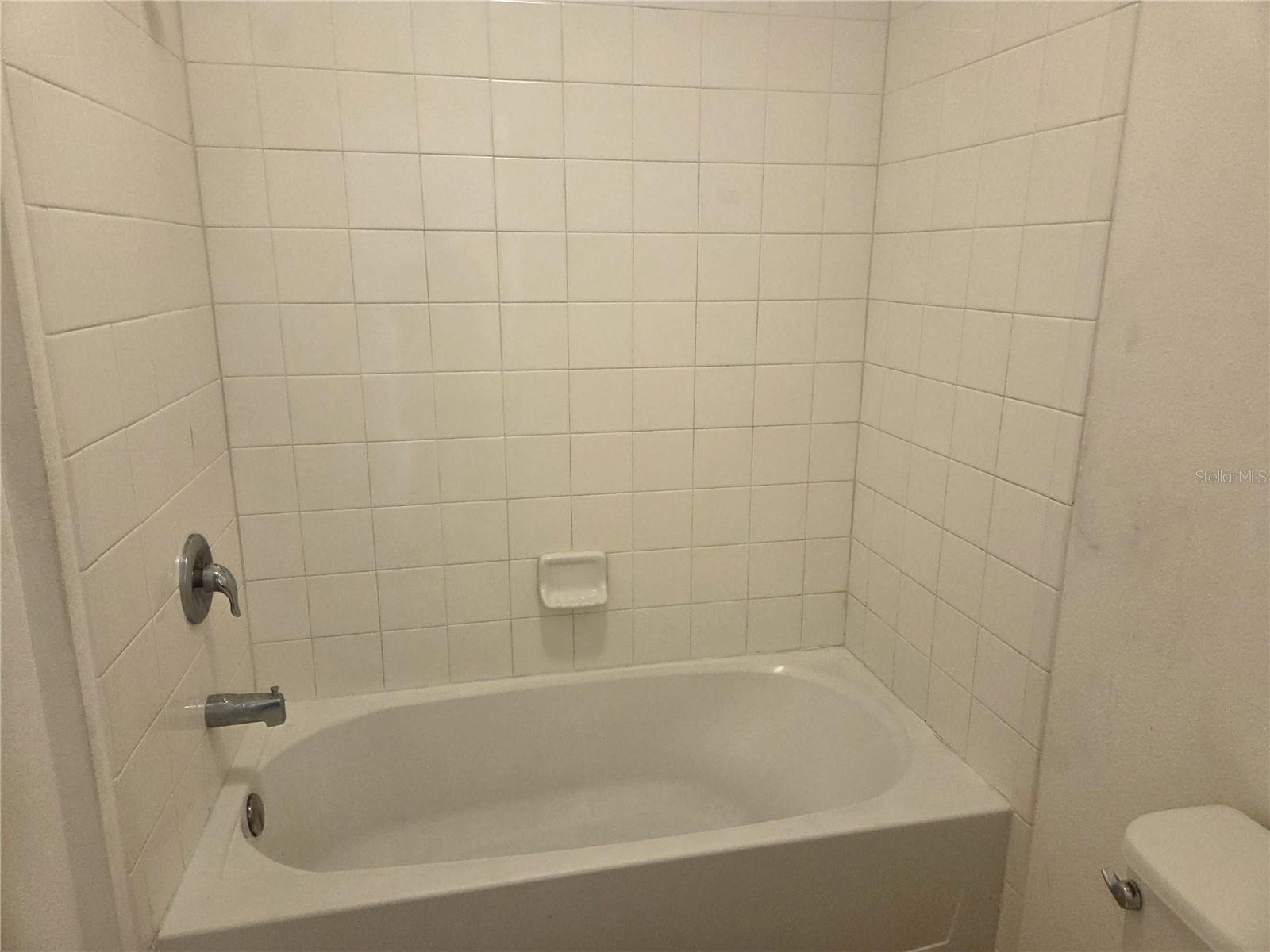 5040 BEAUCLAIR ST, KISSIMMEE, FL, 34758