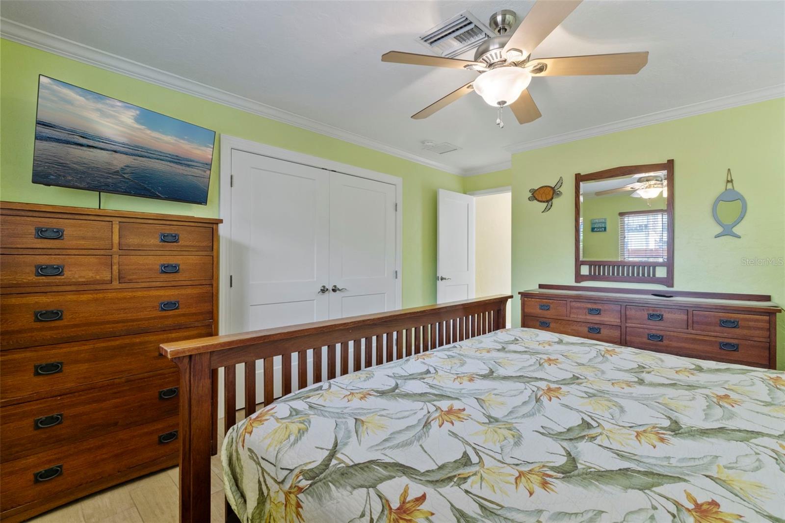 6454 BEECHWOOD AVE, SARASOTA, FL, 34231