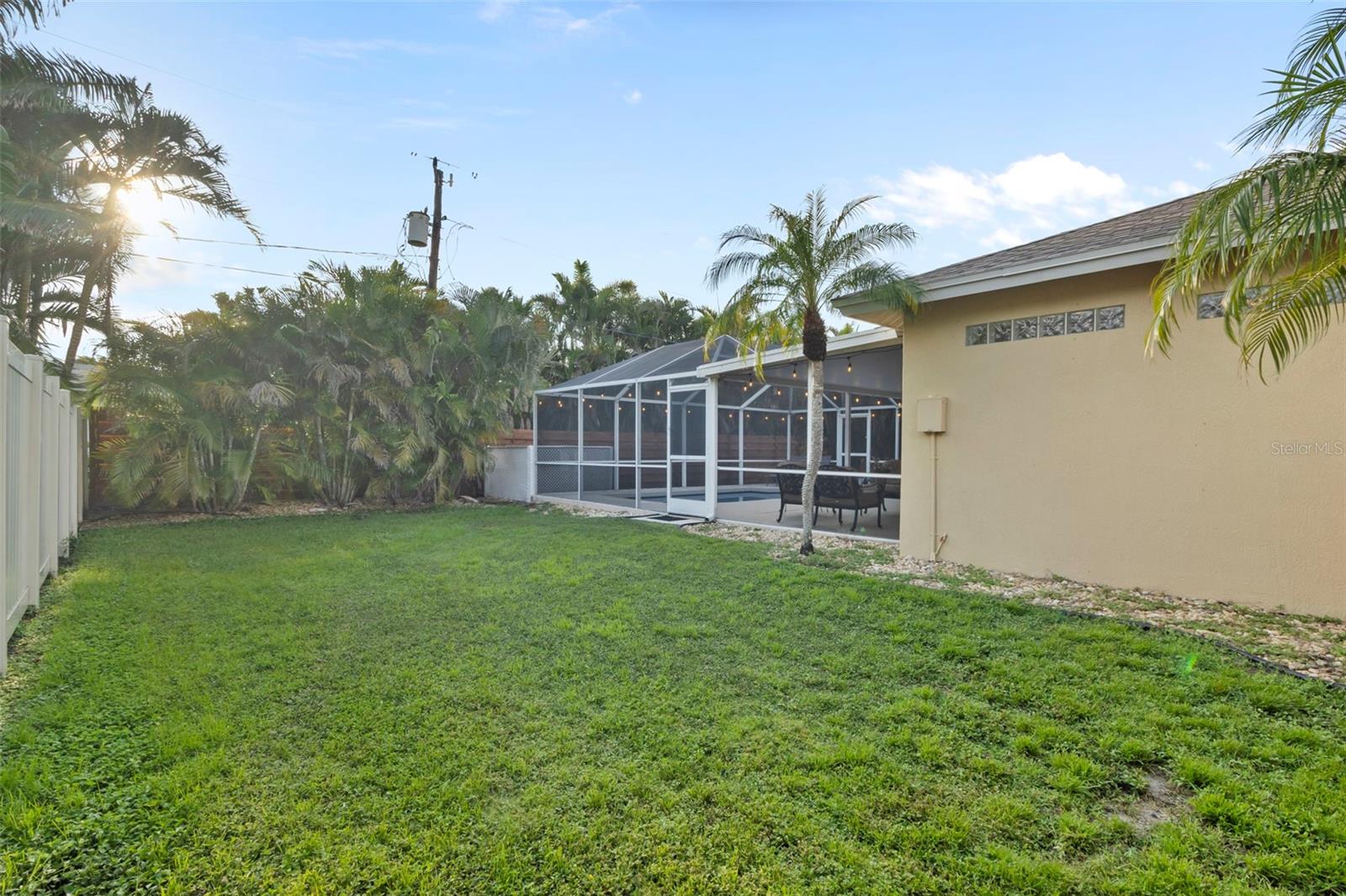 6454 BEECHWOOD AVE, SARASOTA, FL, 34231