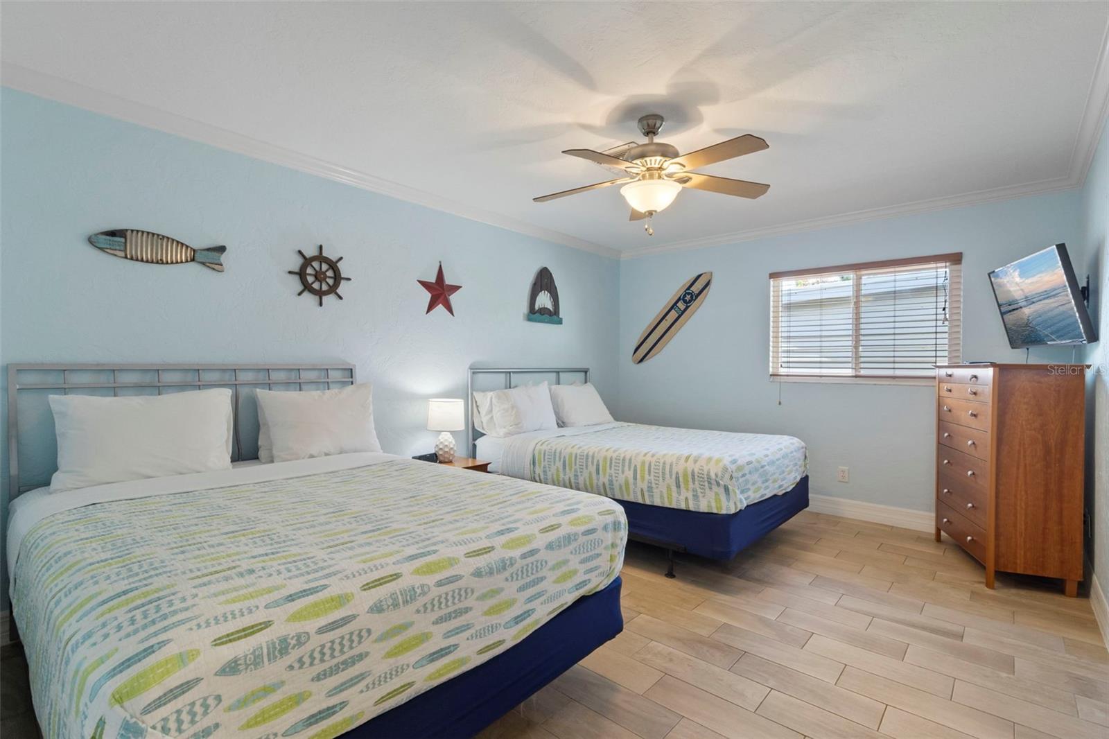 6454 BEECHWOOD AVE, SARASOTA, FL, 34231