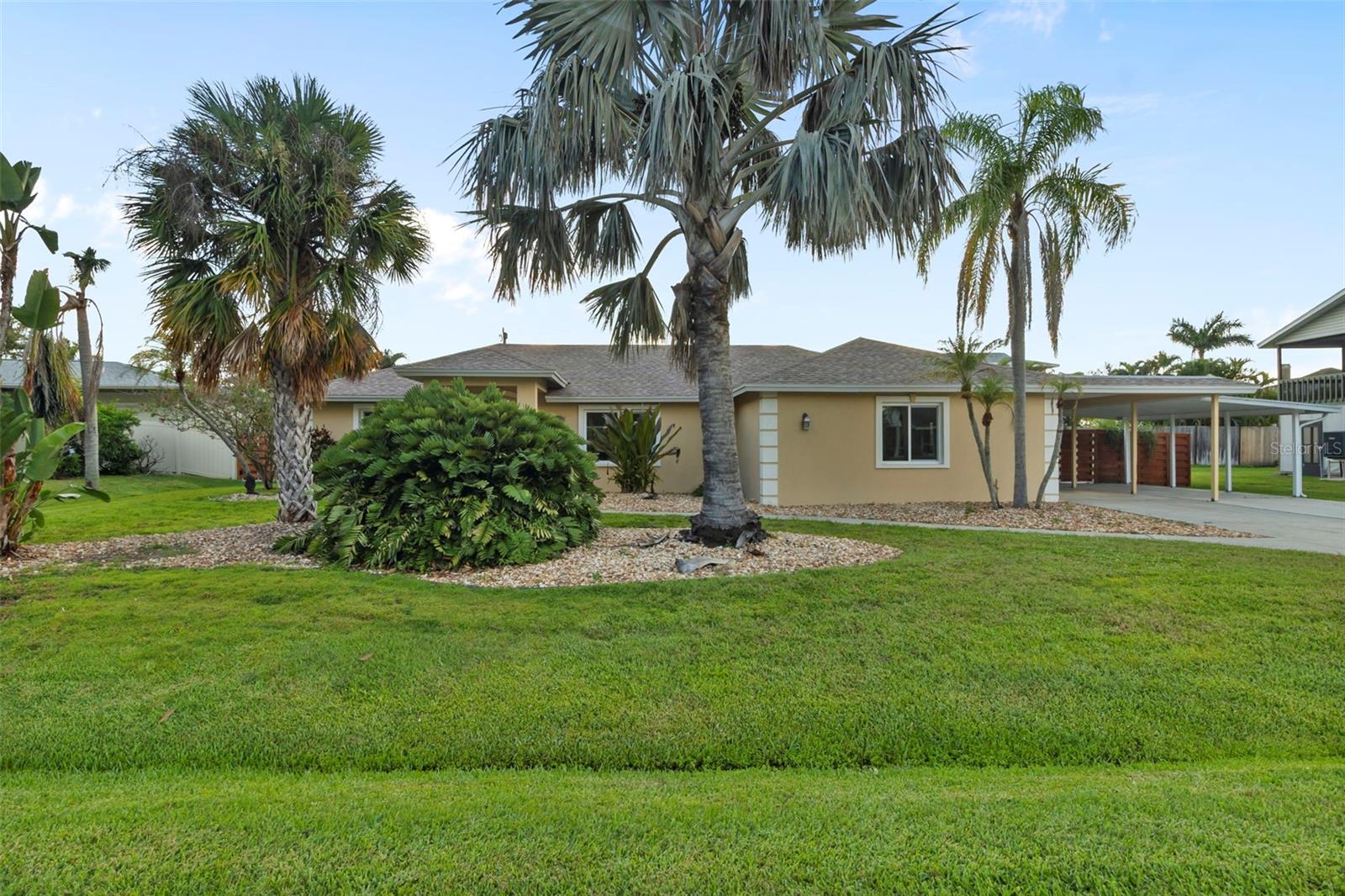 6454 BEECHWOOD AVE, SARASOTA, FL, 34231