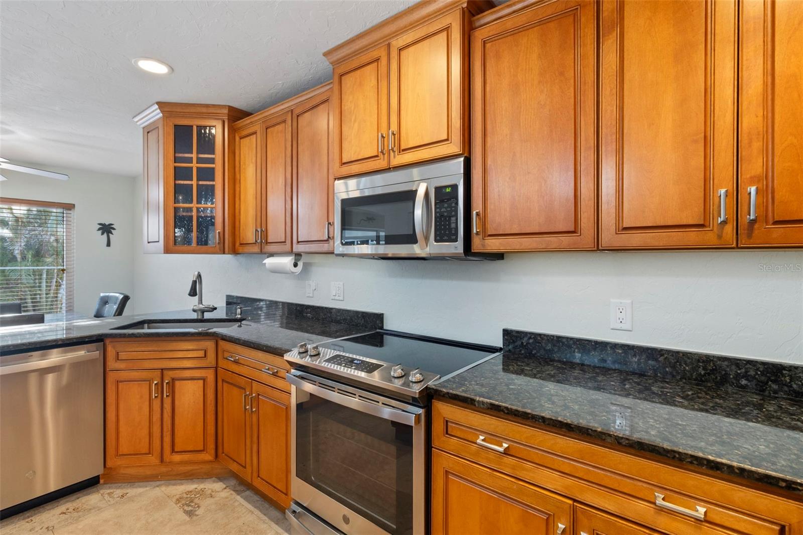6454 BEECHWOOD AVE, SARASOTA, FL, 34231