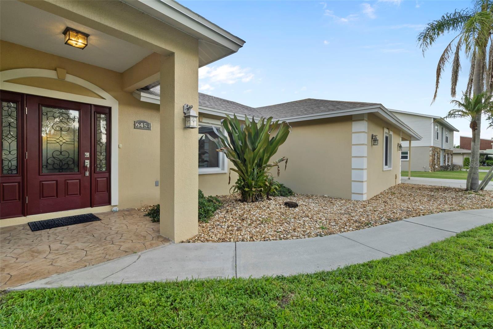 6454 BEECHWOOD AVE, SARASOTA, FL, 34231