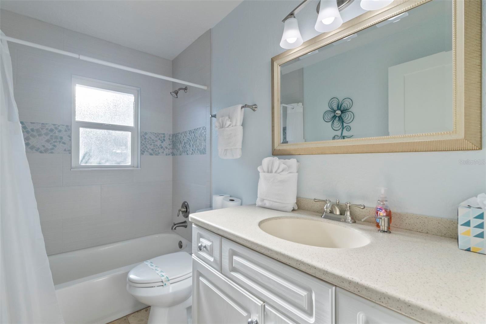 6454 BEECHWOOD AVE, SARASOTA, FL, 34231