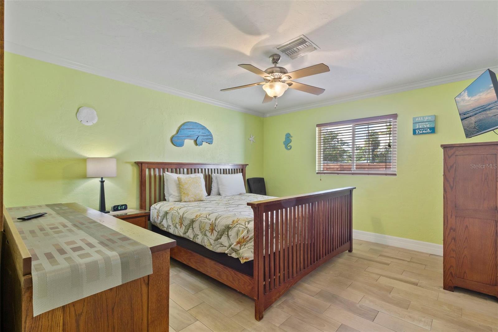 6454 BEECHWOOD AVE, SARASOTA, FL, 34231