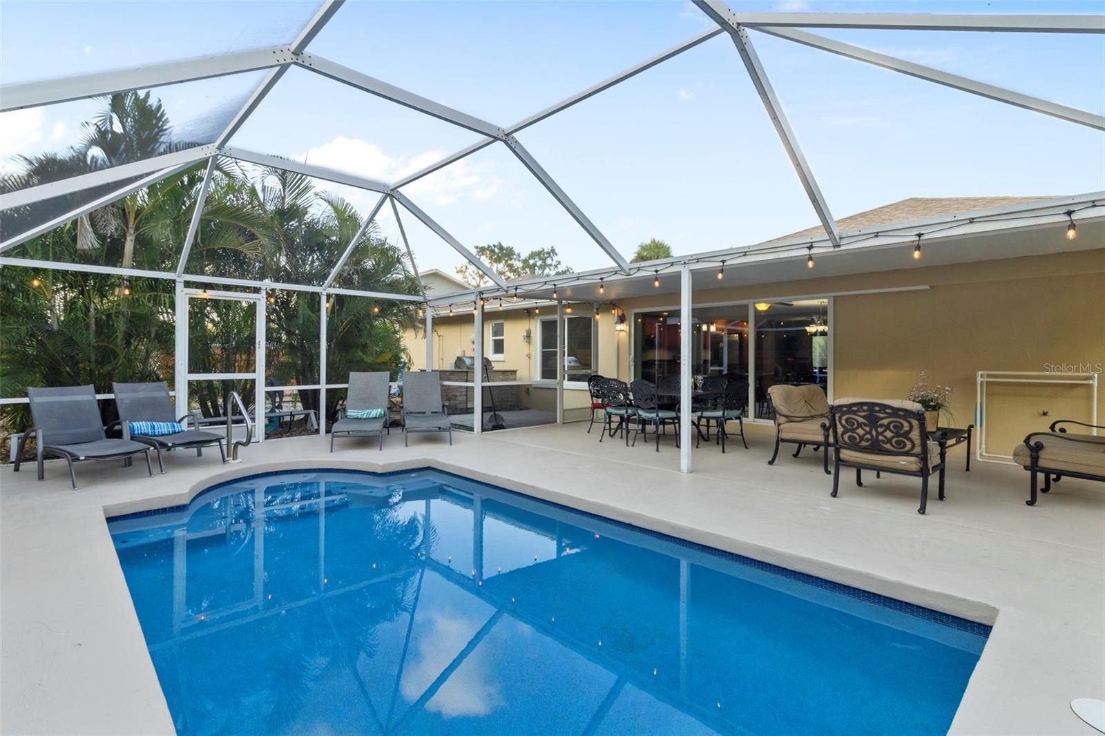 6454 BEECHWOOD AVE, SARASOTA, FL, 34231