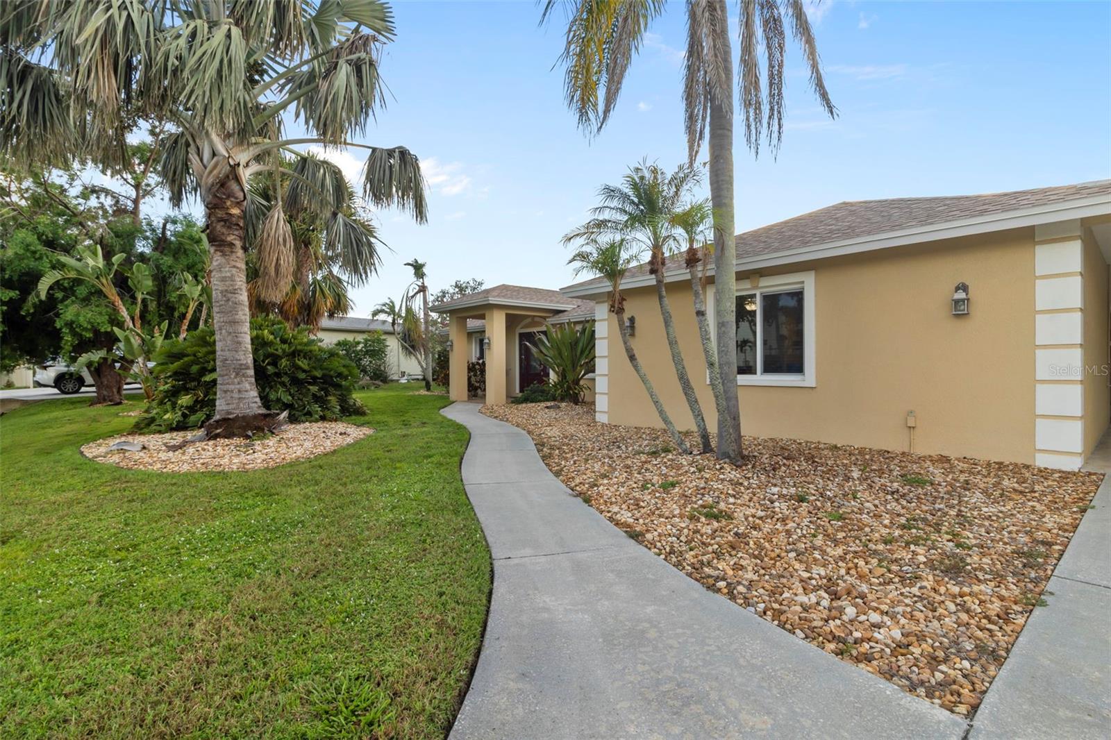 6454 BEECHWOOD AVE, SARASOTA, FL, 34231