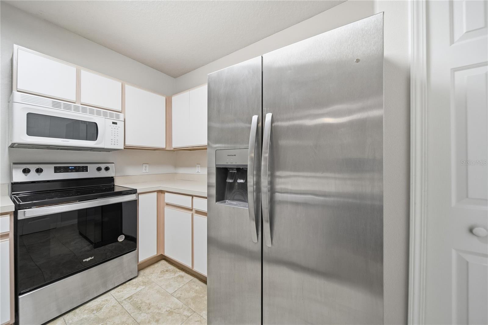 1139 BARONSCOURT DR, WESLEY CHAPEL, FL, 33543